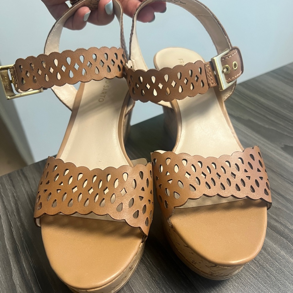 Stylish Tan Sandals. Franco Sarto